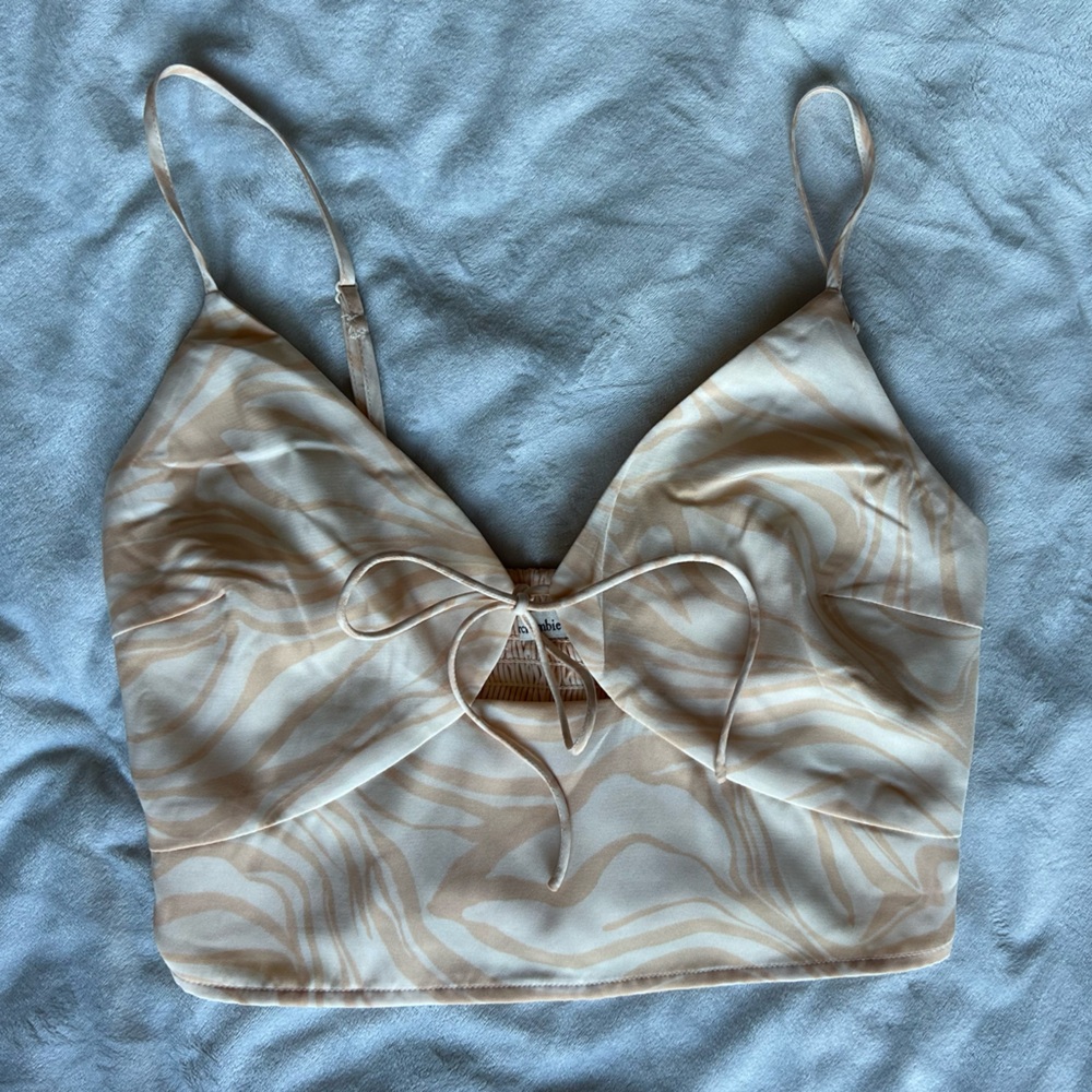Abercrombie & fitch peach & cream colored tank top XS